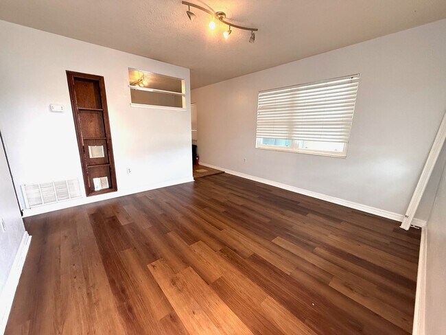 Photo - 3310 New England St Unit #A