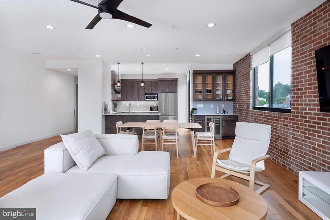 45 Spring St Unit 4