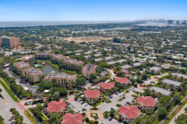 Photo - 13 Uno Lago Dr