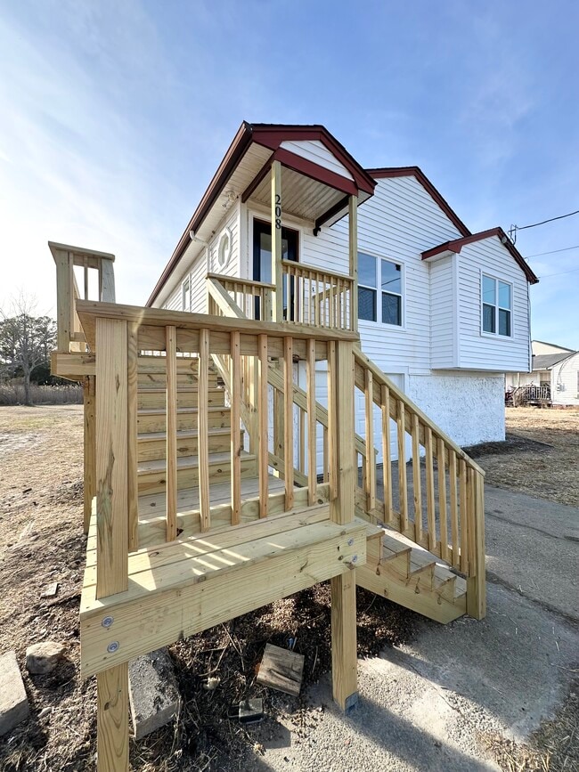 Photo - 208 Ridge Rd