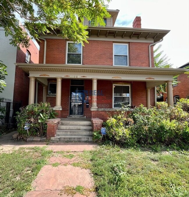Building Photo - 2068 Clarkson St Rental