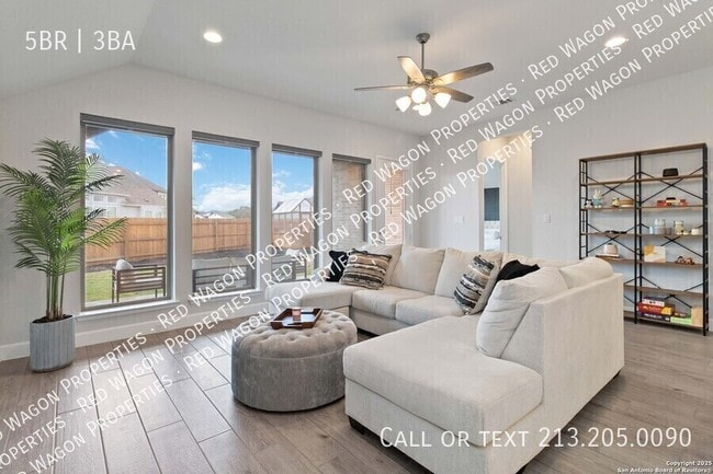 Photo - 149 Red Oak Ln