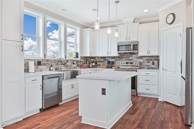 Photo - 3524 Fifth Ave