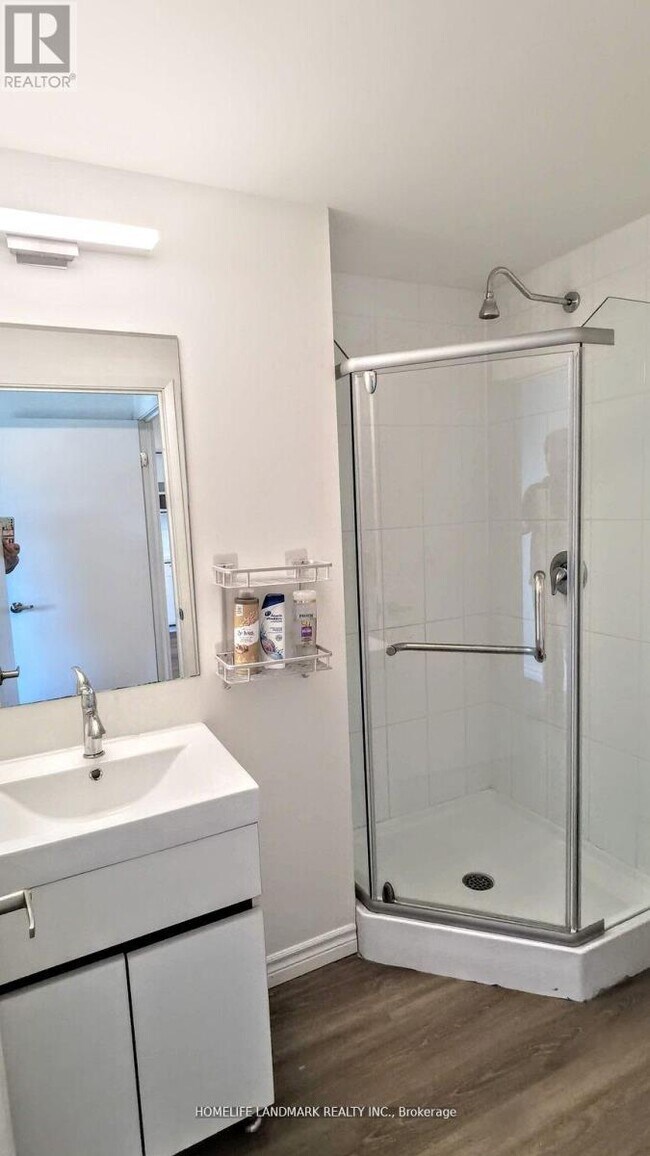 Photo - 268 Lester St Unité 312