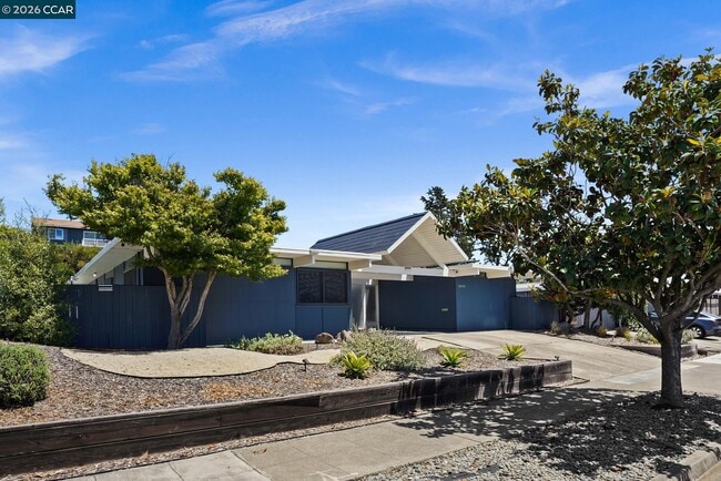 Photo - 8010 Shay Dr