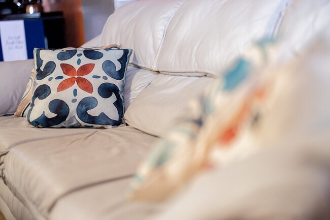 Photo - Cozy Fully Furnished - 1 Bedroom Apartment