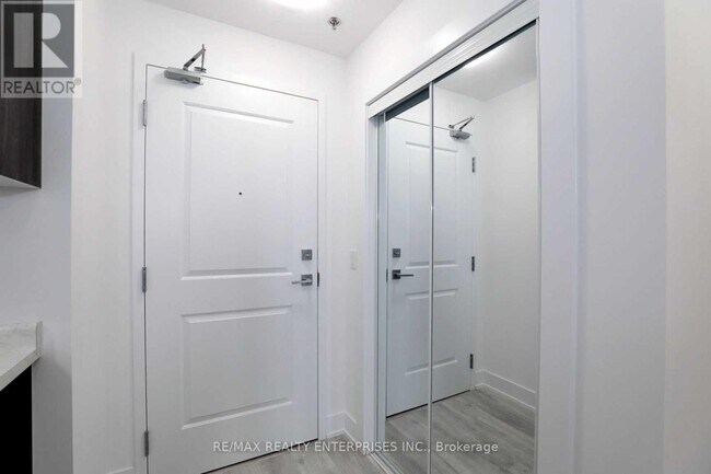 Photo - 2486 Old Bronte Rd Unité 719