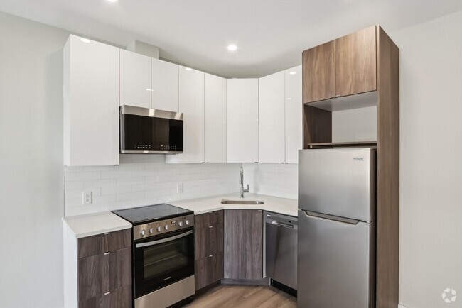 Building Photo - 4 Beale St Unit 305 Rental