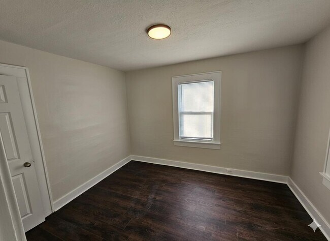 Photo - 1719 Dawson St