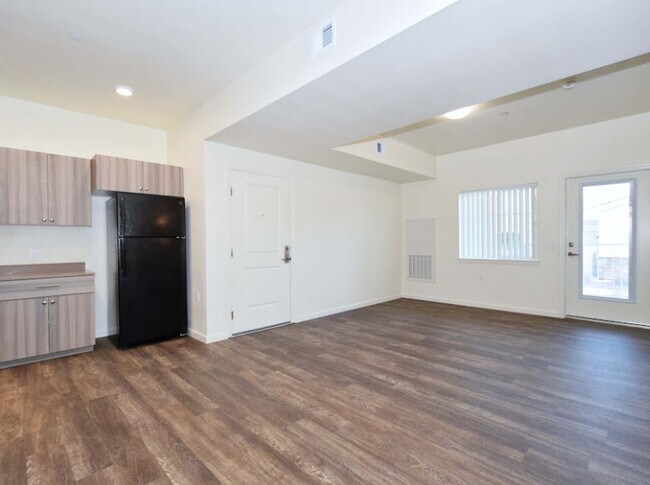 Photo - Ford Oaks Apartments