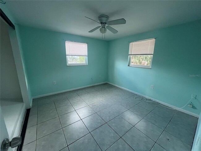 Photo - 394 Ferris Dr NW