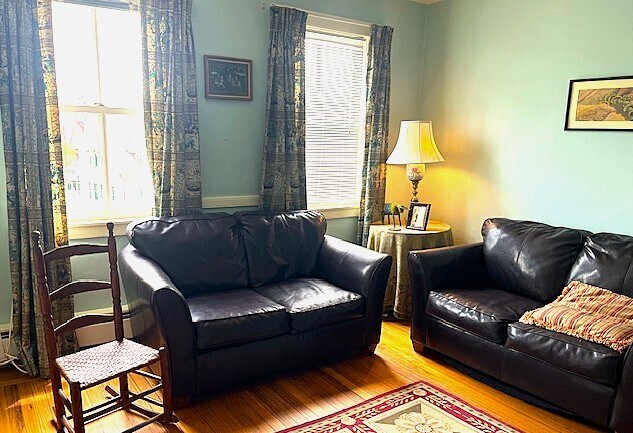 living room - 5 Granite St Unit Ship Captain's House