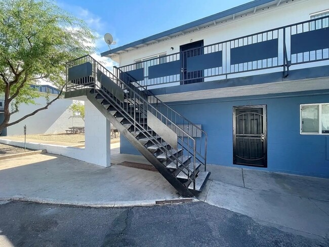 Photo - 1412 N 35th St Unit 21