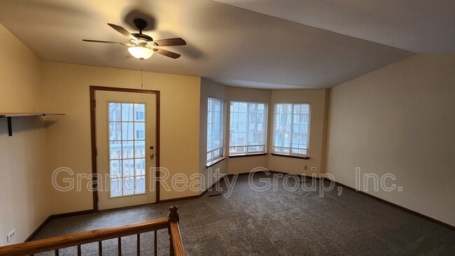 Photo - 277 W Treehouse Ln