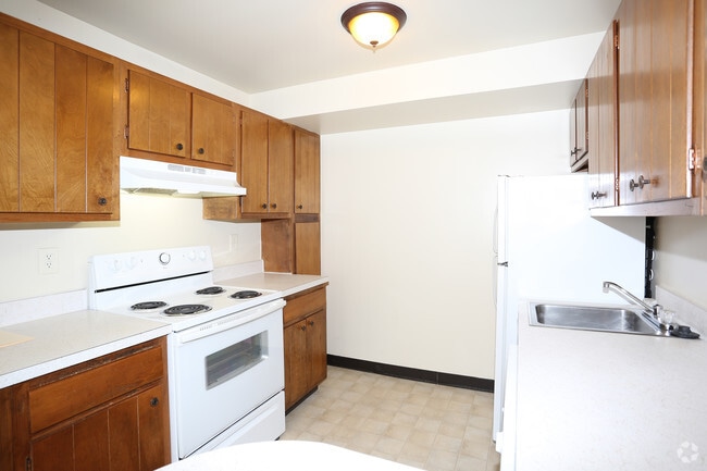 Kitchen - College Heights
