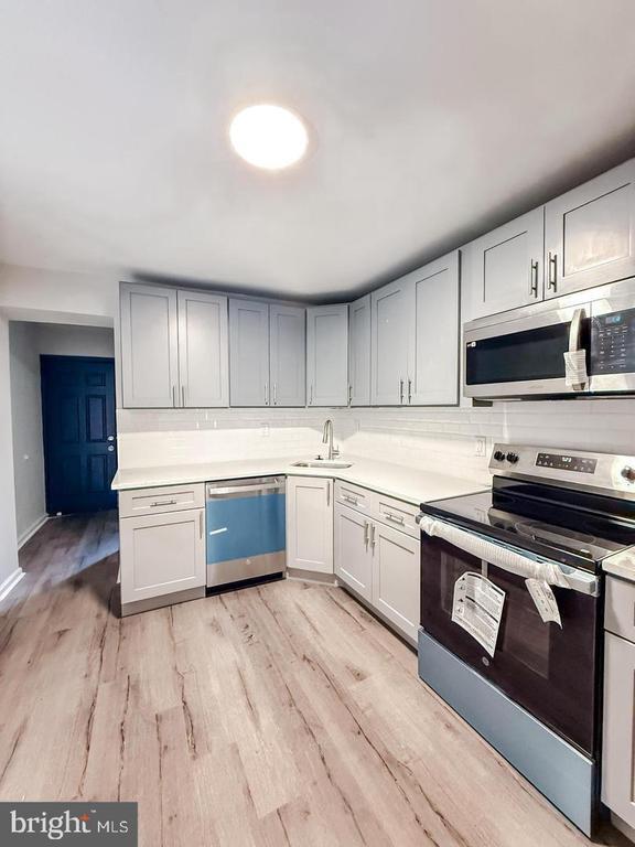 Photo - 738 N 38th St