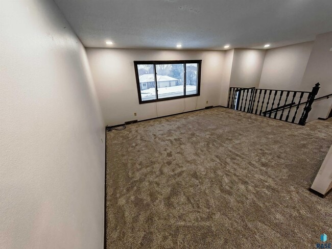 Photo - 4504 S Cliff Ave