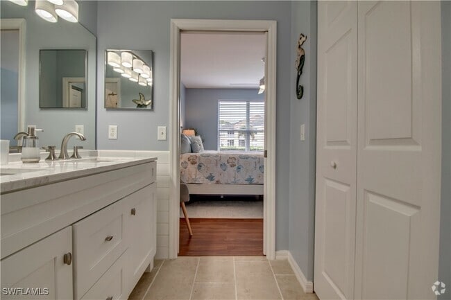 Building Photo - 14560 Daffodil Dr Unit 904 Rental