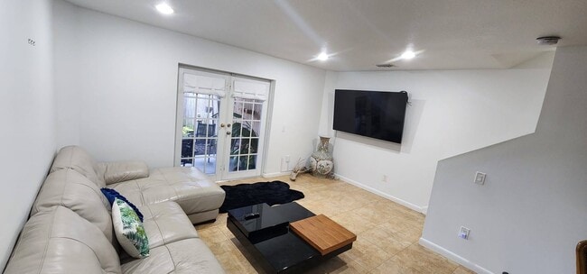 Photo - 2338 Sunset Dr