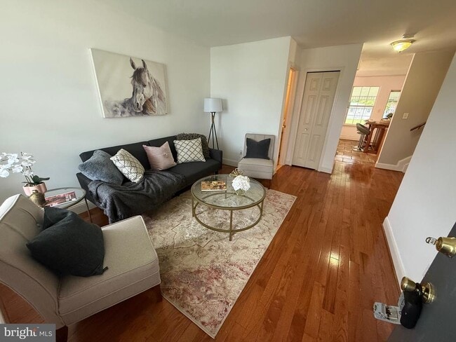 Photo - 1202 Rosegate Ct