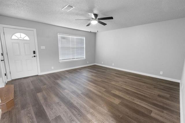 Photo - 705 W Crawford St Unidad 705