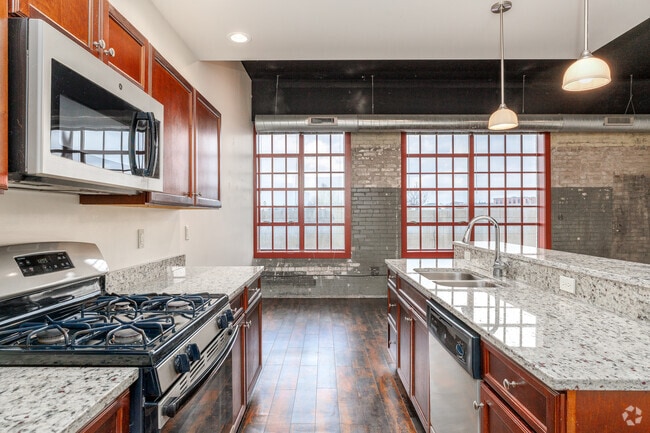 2BR, 2BA - 1,325SF - Kitchen - Herald Commons Apartments