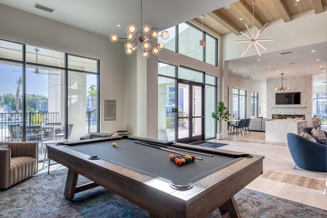 The Pointe at Davis Creek