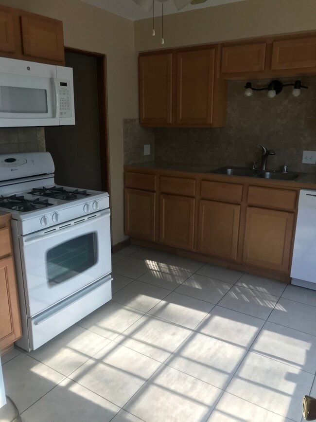 Photo - 6515 W Center St Unit 4