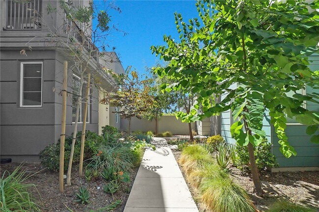 Photo - 140 Allusion