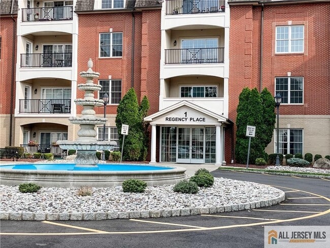 Photo - 105 Regency Pl