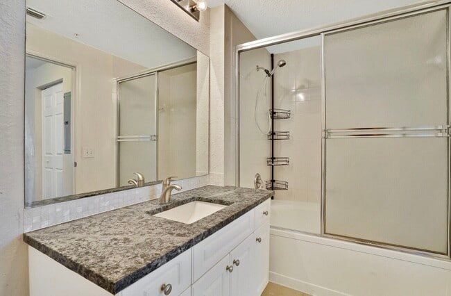 Photo - 2812 Grande Pky Unit 105