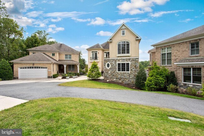 Photo - 8319 Quarry Manor Terrace