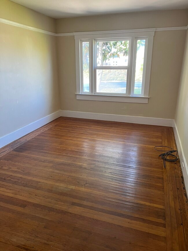 Photo - 1279 California Dr