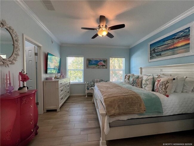 Photo - 102 NE Shoal Dr