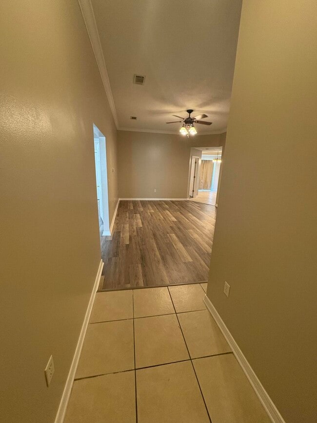 Photo - 2877 Aplin Rd