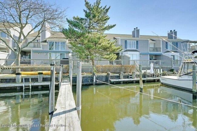 Photo - 50 Bay Point Harbour Condo