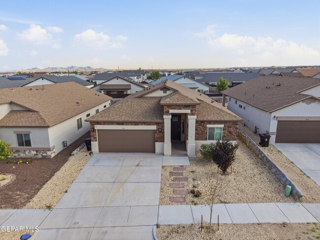 927 Brass Hl Ave