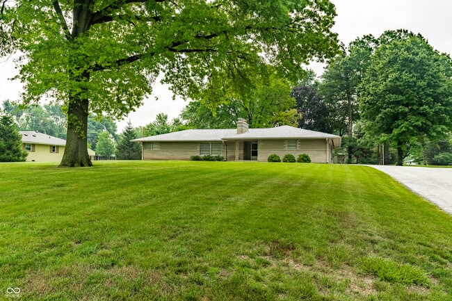 8071 Allisonville Rd