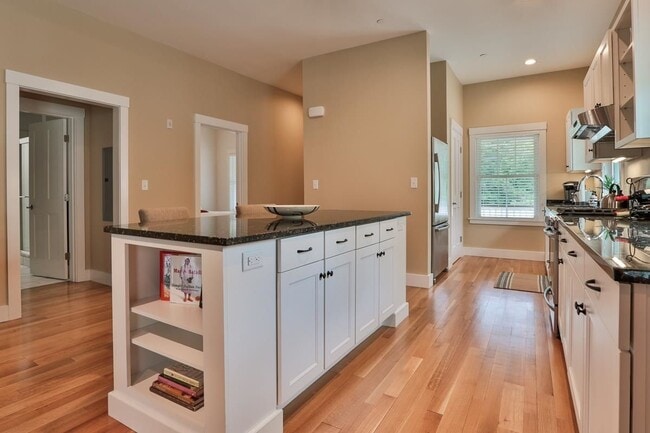 Photo - 26 N Main, 3