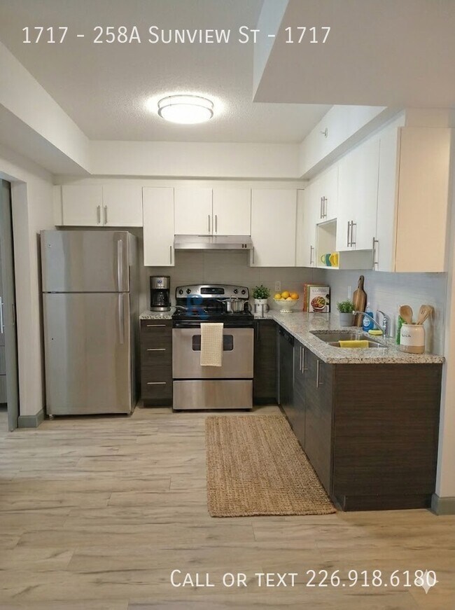 Photo - 258A-258A Sunview St