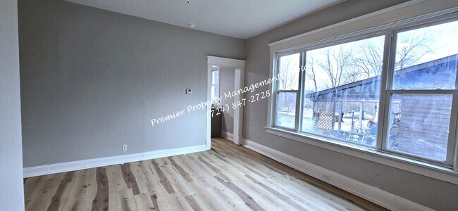 Photo - 1429 Hall Ave Unit 102