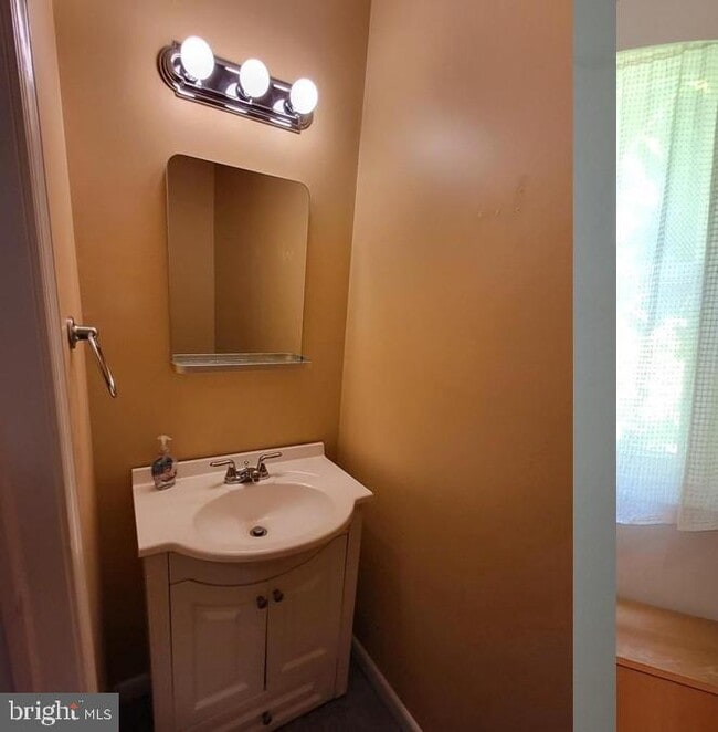 Building Photo - 524 E St Andrews Dr Rental