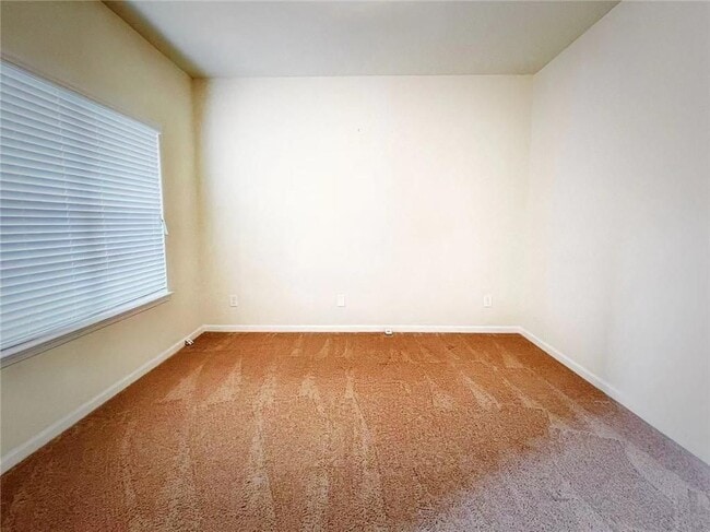 Photo - 954 Spanish Moss Tr