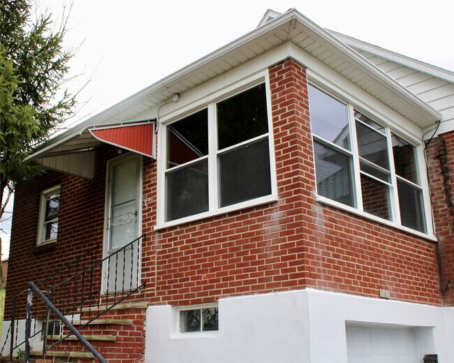 Photo - 133 Albany Ave