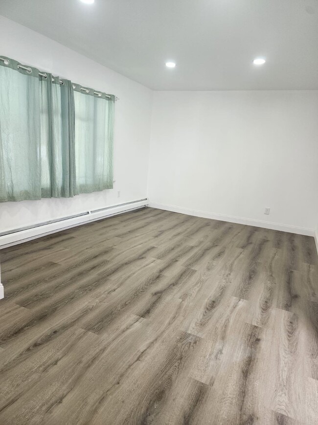 41 Miner St Unit 1