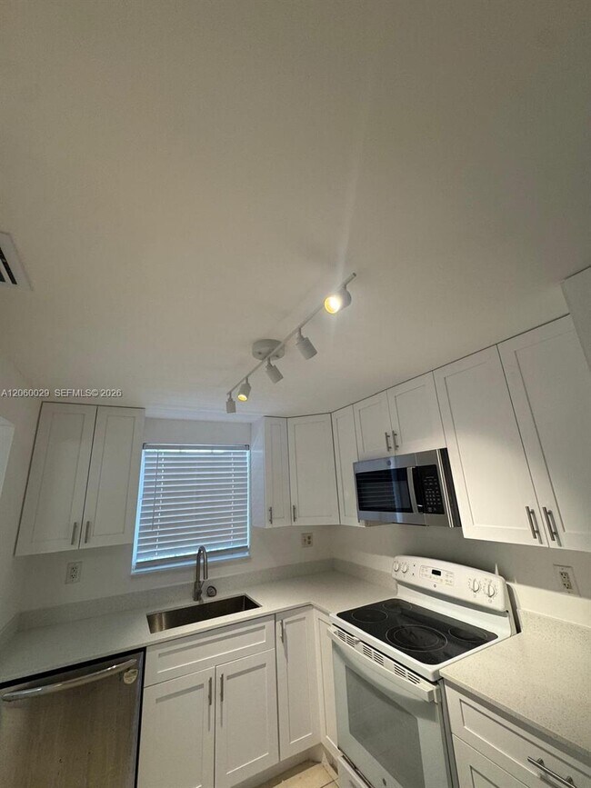 7981 S French Dr Unit 2-202