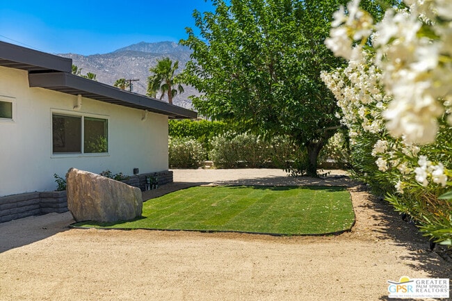 Photo - 1405 E Tachevah Dr