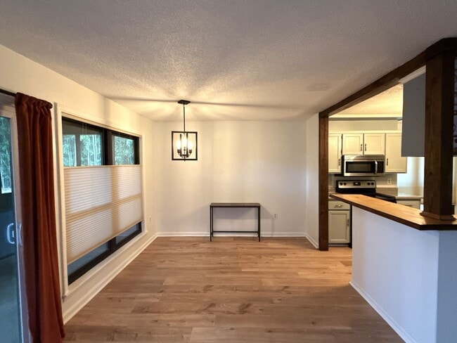 Photo - 7201 Winery Ln