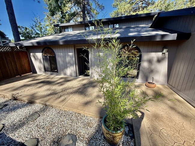 Photo - 11438 Timothy Way