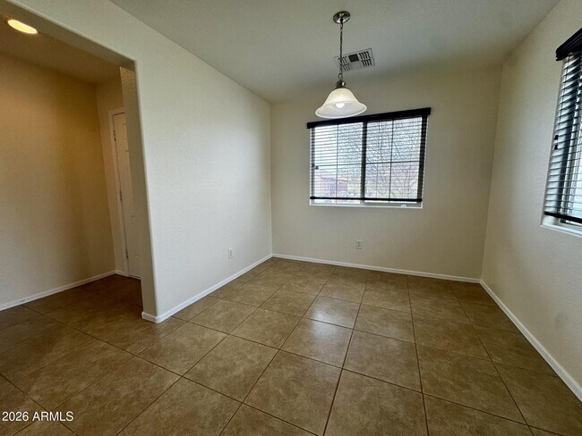 Photo - 18502 W Young St